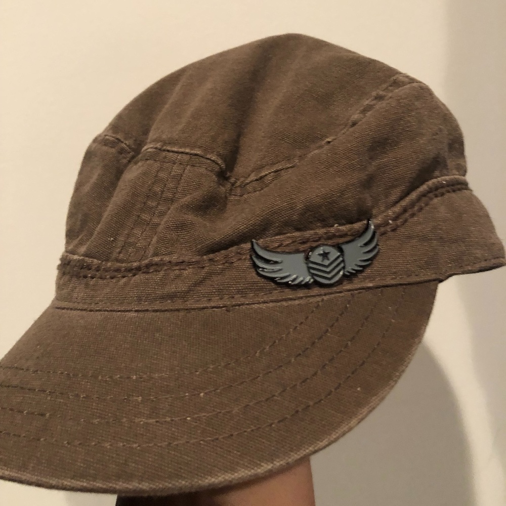 * Carbon Cap / Hat